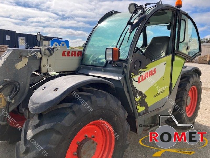 Teleskoplader типа CLAAS SCORPION6030, Gebrauchtmaschine в Gennes sur glaize (Фотография 3)