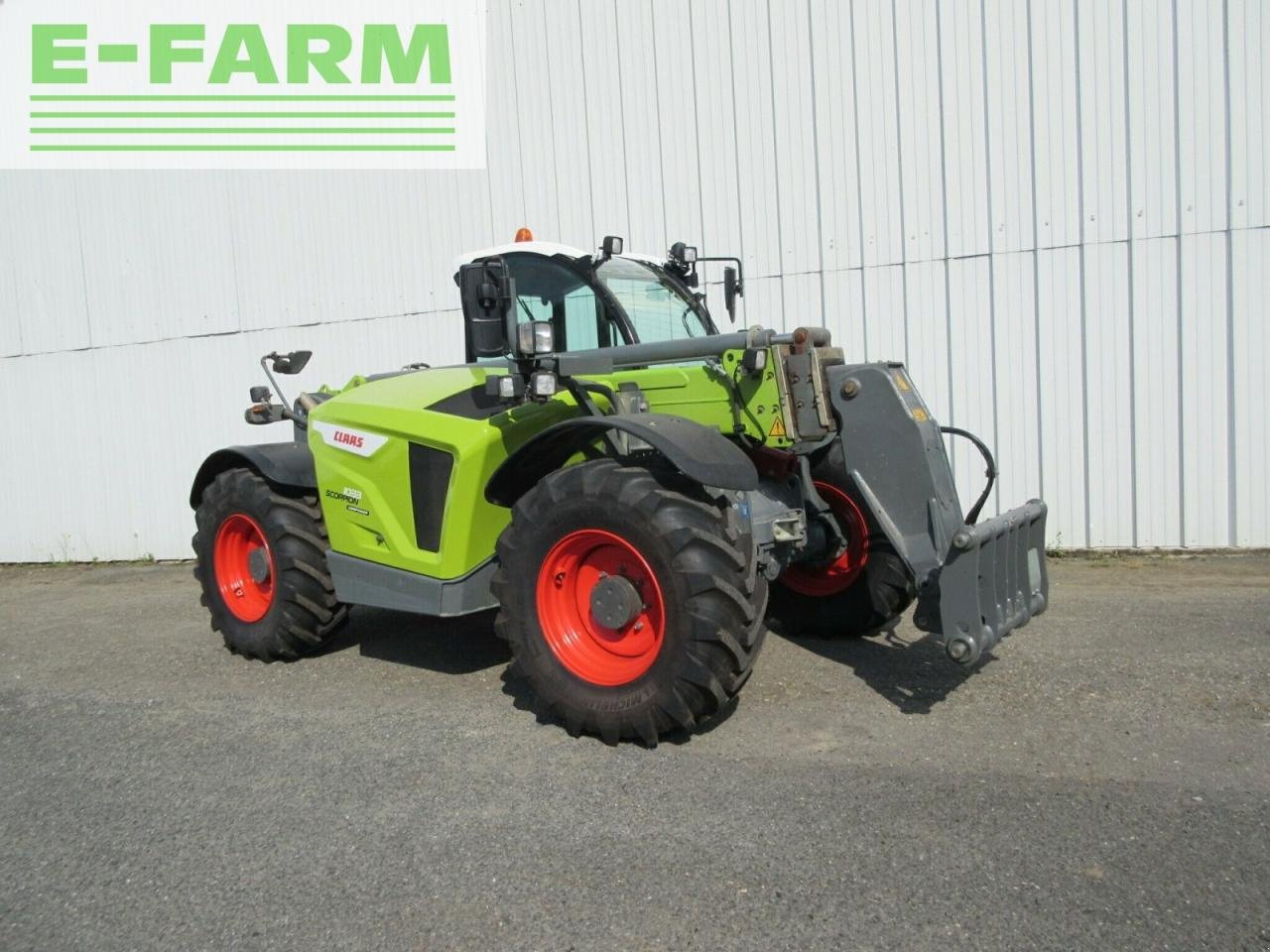 Teleskoplader des Typs CLAAS telescopique scorpion 1033, Gebrauchtmaschine in PLOUIGNEAU (Bild 3)