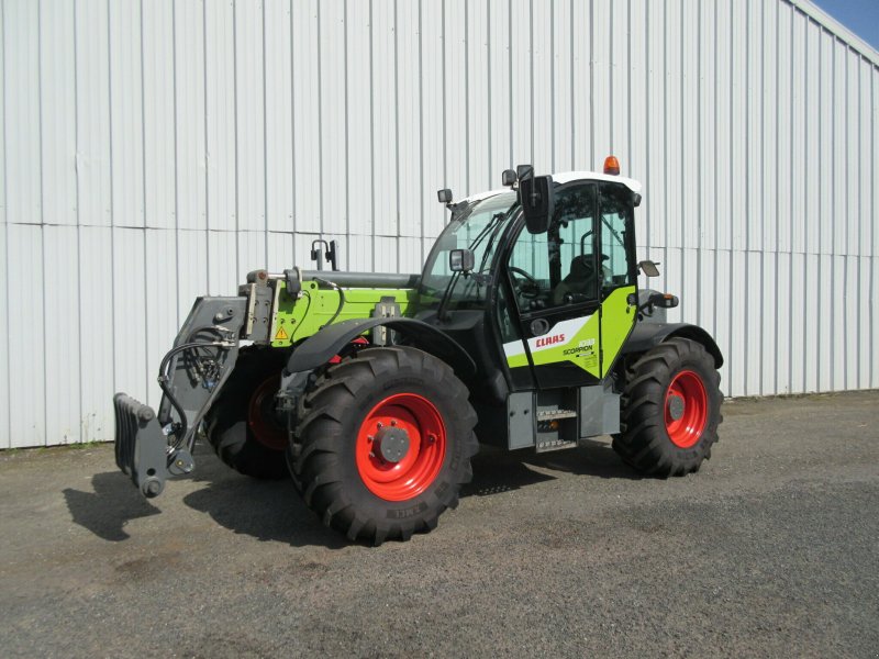 Teleskoplader typu CLAAS TELESCOPIQUE SCORPION 1033, Gebrauchtmaschine v PLOUIGNEAU (Obrázek 1)