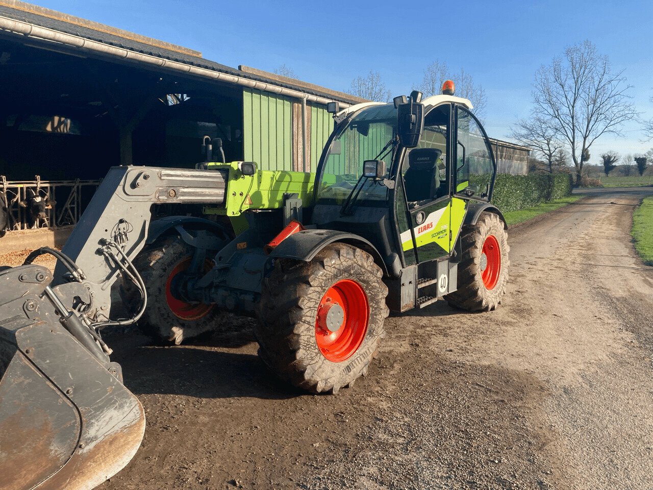 Teleskoplader des Typs CLAAS TELESCOPIQUE SCORPION 736, Gebrauchtmaschine in PONTIVY (Bild 5)