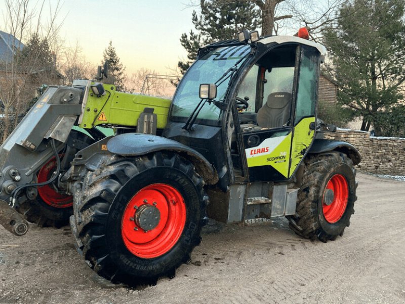 Teleskoplader tipa CLAAS TELESCOPIQUE SCORPION 741, Gebrauchtmaschine u LAIGNES