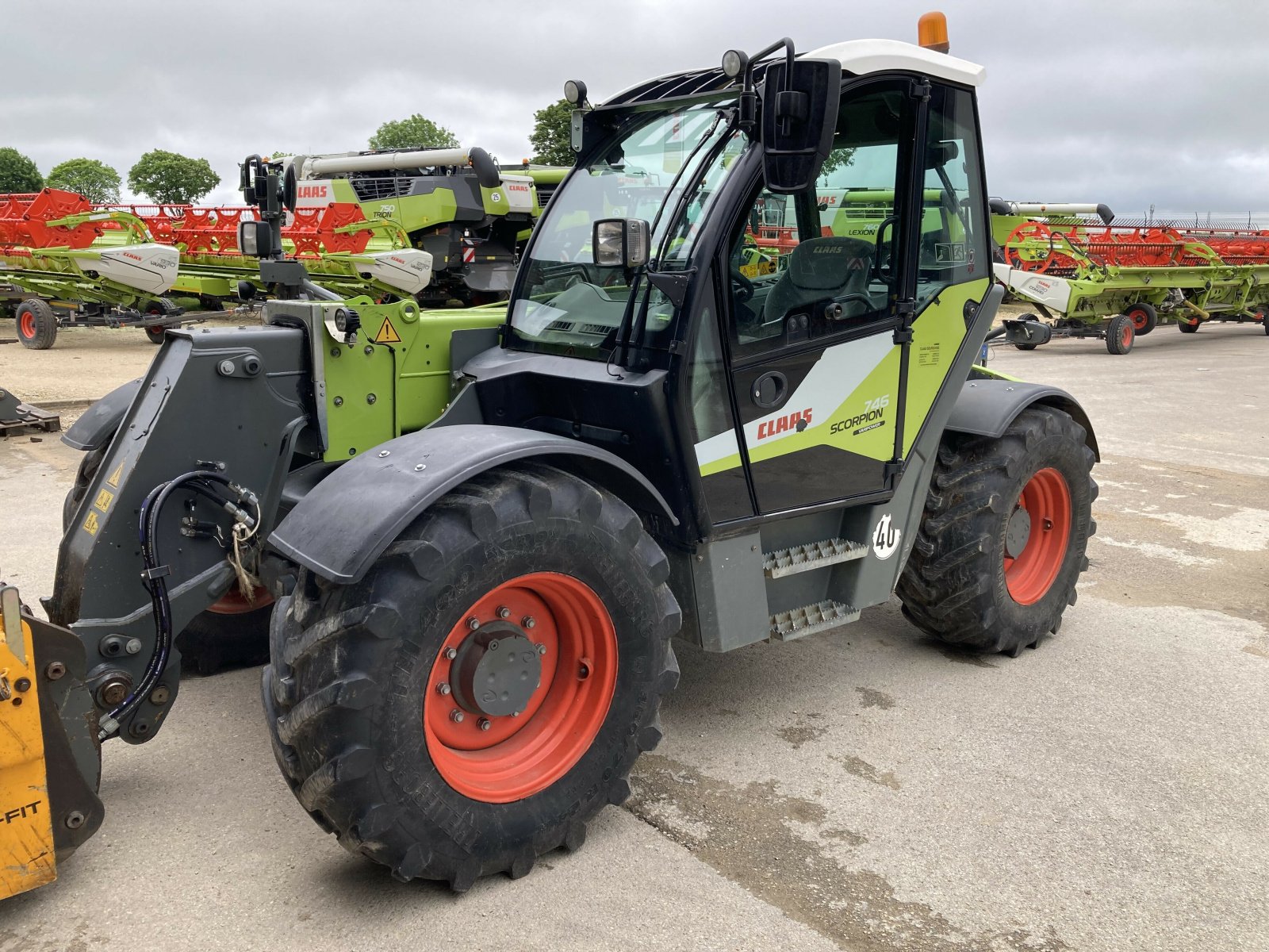 Teleskoplader typu CLAAS TELESCOPIQUE, Gebrauchtmaschine v LAIGNES (Obrázek 1)