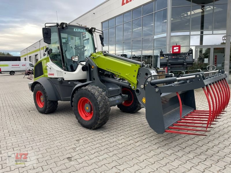 Teleskoplader of the type CLAAS TORION 738 T SINUS RADLADER, Neumaschine in Hartmannsdorf (Picture 1)