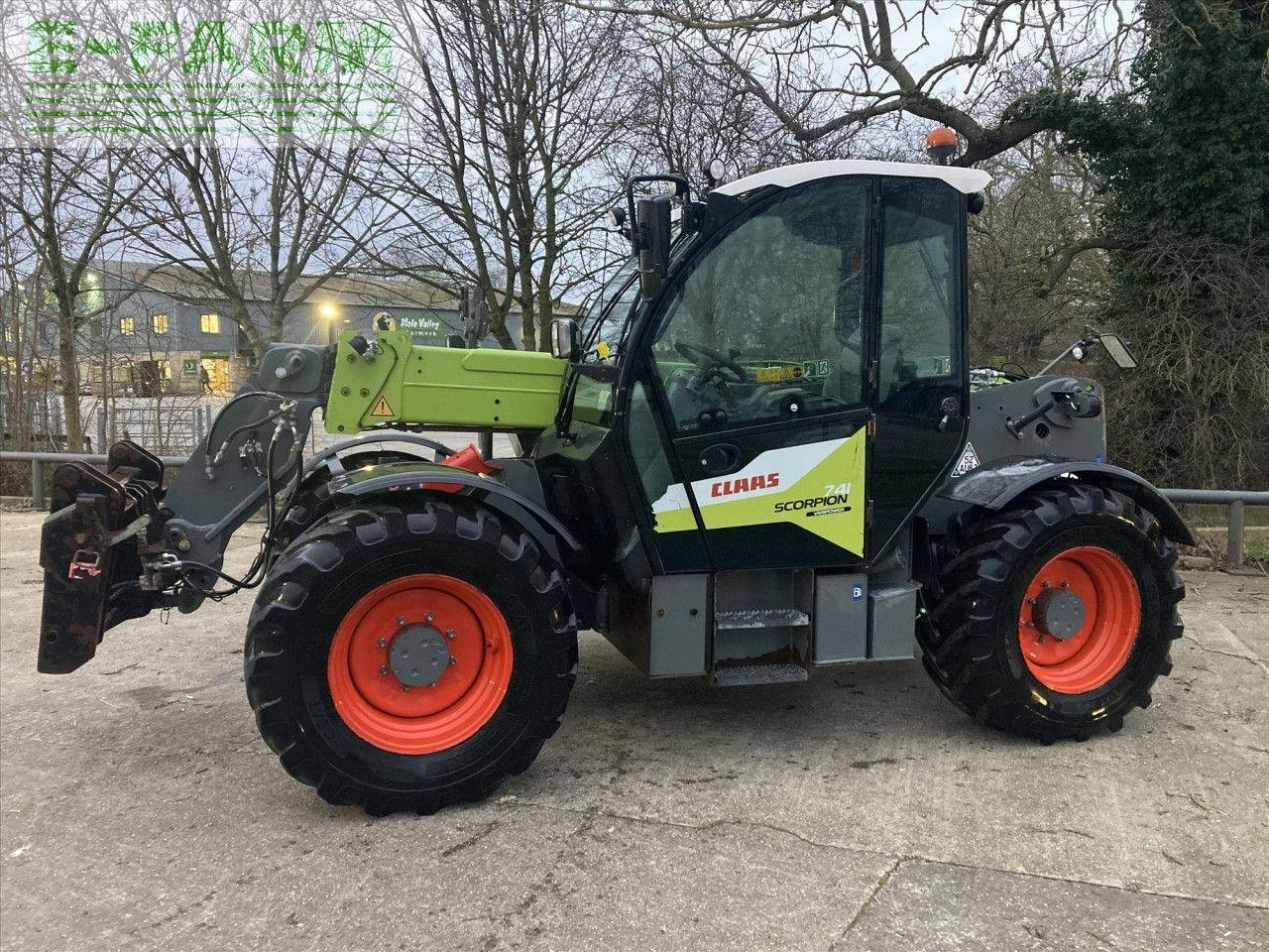 Teleskoplader van het type CLAAS USED 2019 SCORPION 741, Gebrauchtmaschine in CIRENCESTER (Foto 2)