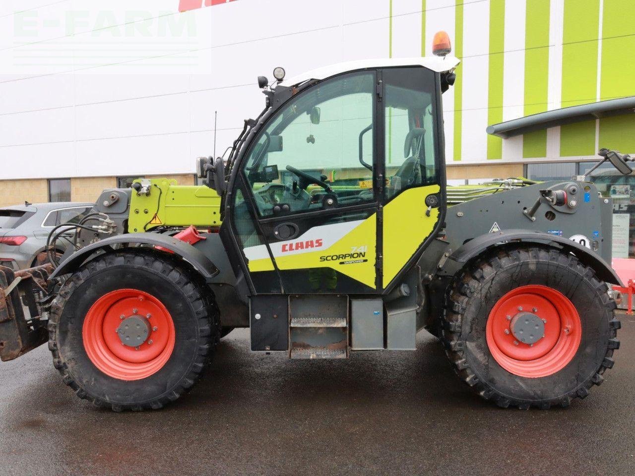 Teleskoplader of the type CLAAS USED 2019 SCORPION 741, Gebrauchtmaschine in CIRENCESTER (Picture 9)