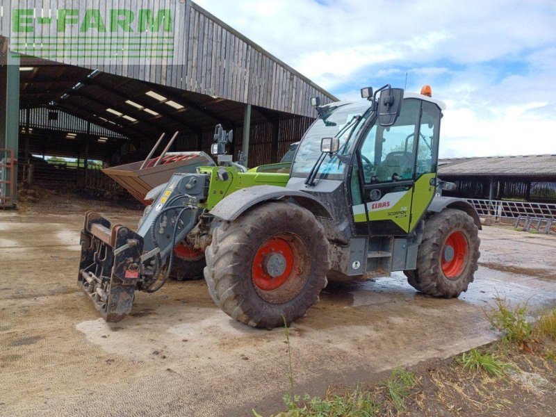 Teleskoplader of the type CLAAS USED 741, Gebrauchtmaschine in ALNWICK (Picture 1)