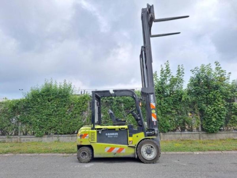 Teleskoplader van het type Clark GEX40, Gebrauchtmaschine in senlis (Foto 10)