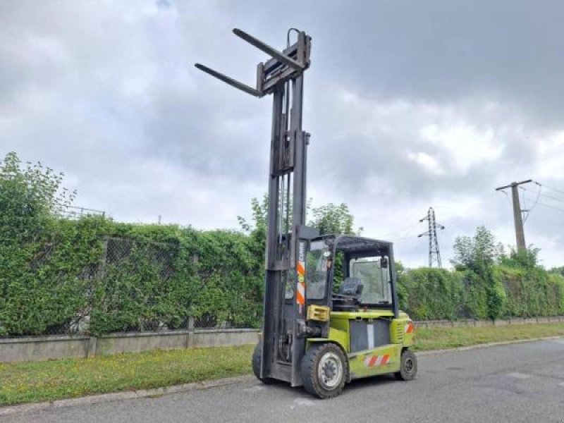 Teleskoplader typu Clark GEX40, Gebrauchtmaschine v senlis (Obrázek 7)