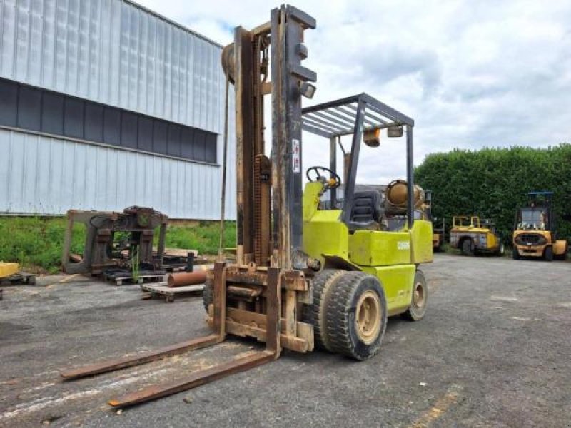 Teleskoplader tip Clark GPM30, Gebrauchtmaschine in senlis (Poză 1)