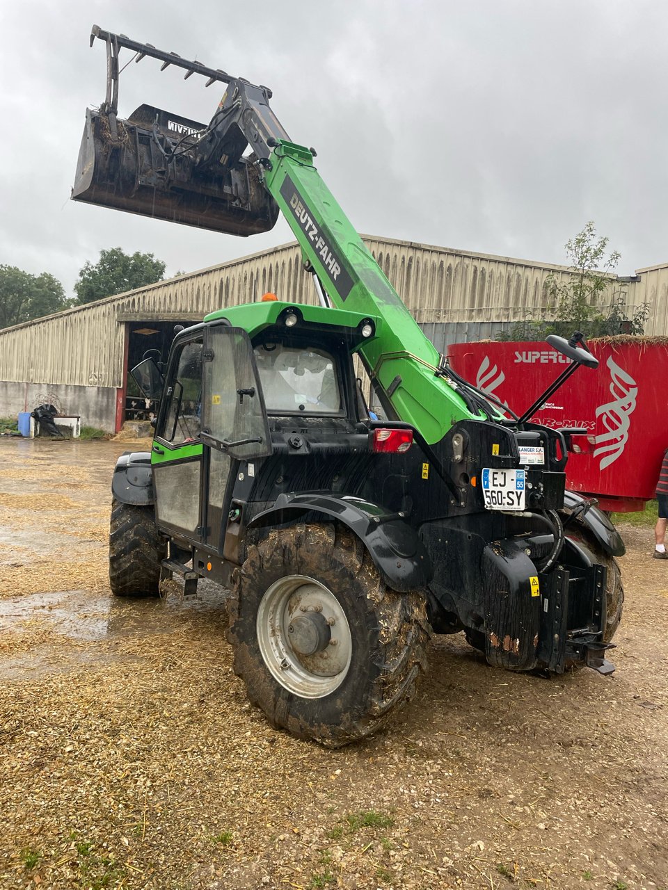 Teleskoplader типа Deutz-Fahr AGROVECTOR 37.7, Gebrauchtmaschine в Chauvoncourt (Фотография 4)