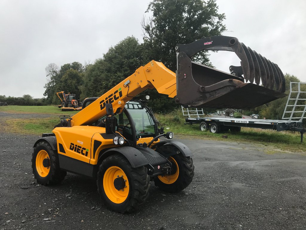 Teleskoplader van het type DIECI AGRI FARMER 32.6, Gebrauchtmaschine in UZERCHE (Foto 2)