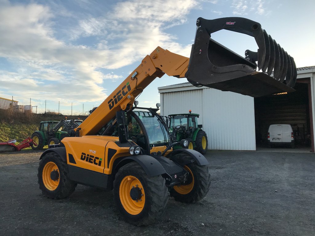 Teleskoplader typu DIECI AGRI FARMER 32.6, Gebrauchtmaschine v UZERCHE (Obrázek 2)