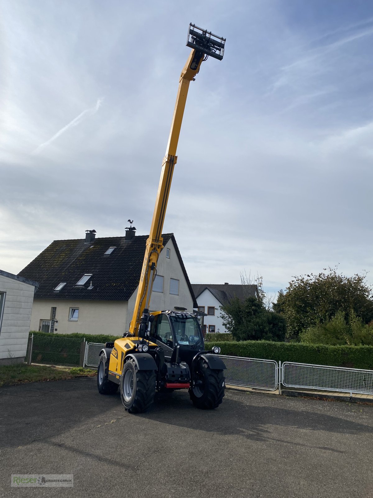 Teleskoplader van het type DIECI Agri Star 38.10 GD als Neu- oder als Vorführgerät sofort Lieferbar, Neumaschine in Nördlingen (Foto 2)