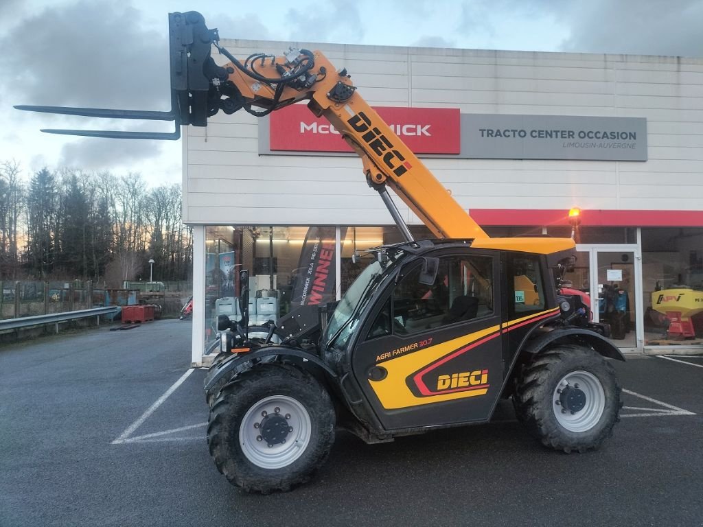 Teleskoplader des Typs DIECI agrifarmer 30.7, Gebrauchtmaschine in Saint-Priest-Taurion (Bild 2)