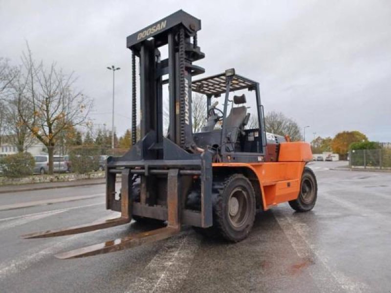 Teleskoplader del tipo Doosan D1808-S, Gebrauchtmaschine en senlis (Imagen 2)