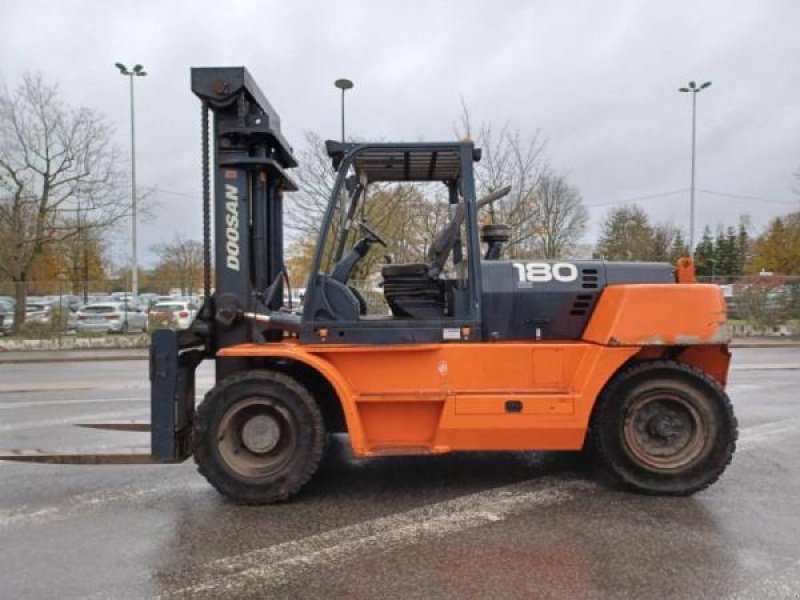 Teleskoplader del tipo Doosan D1808-S, Gebrauchtmaschine en senlis (Imagen 5)