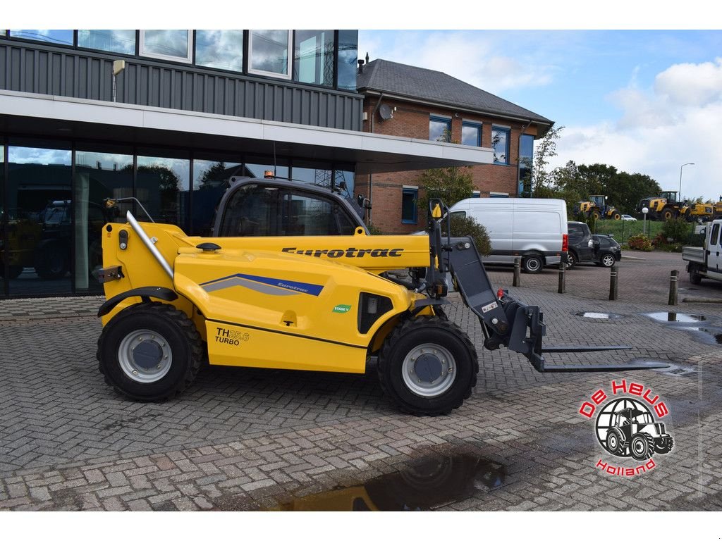 Teleskoplader van het type Eurotrac TH25.6, Neumaschine in MIJNSHEERENLAND (Foto 1)