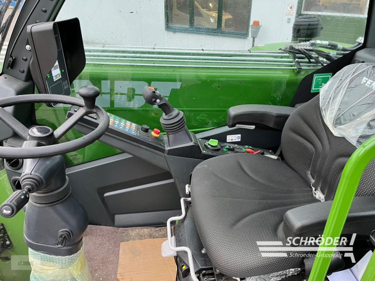 Teleskoplader Türe ait Fendt CARGO T 740, Neumaschine içinde Holdorf (resim 10)