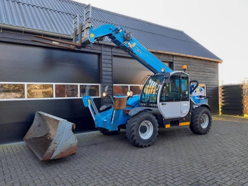 Teleskoplader typu Genie GTH 4013 SX verreiker met bak en vorken, Gebrauchtmaschine v Ederveen (Obrázek 1)