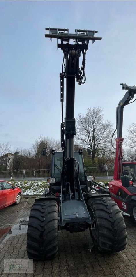 Teleskoplader des Typs GiANT G 5000, Gebrauchtmaschine in Bad Kötzting (Bild 5)