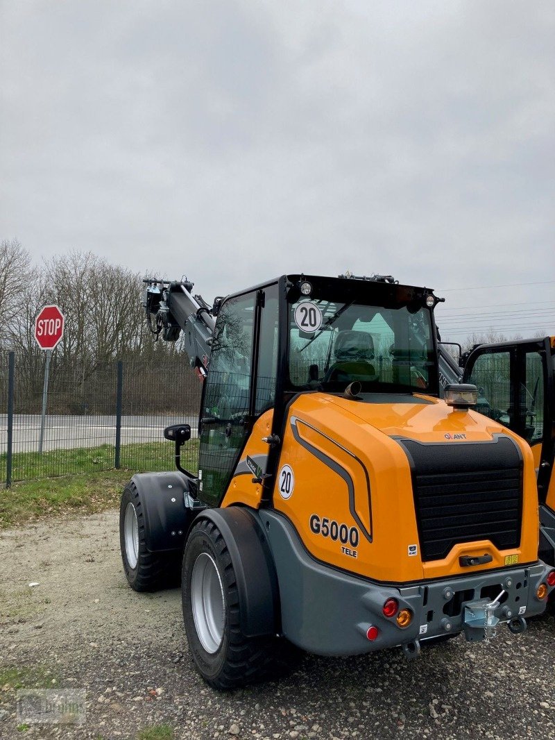 Teleskoplader du type GiANT G5000 Tele Radlader, Gebrauchtmaschine en Karstädt (Photo 3)