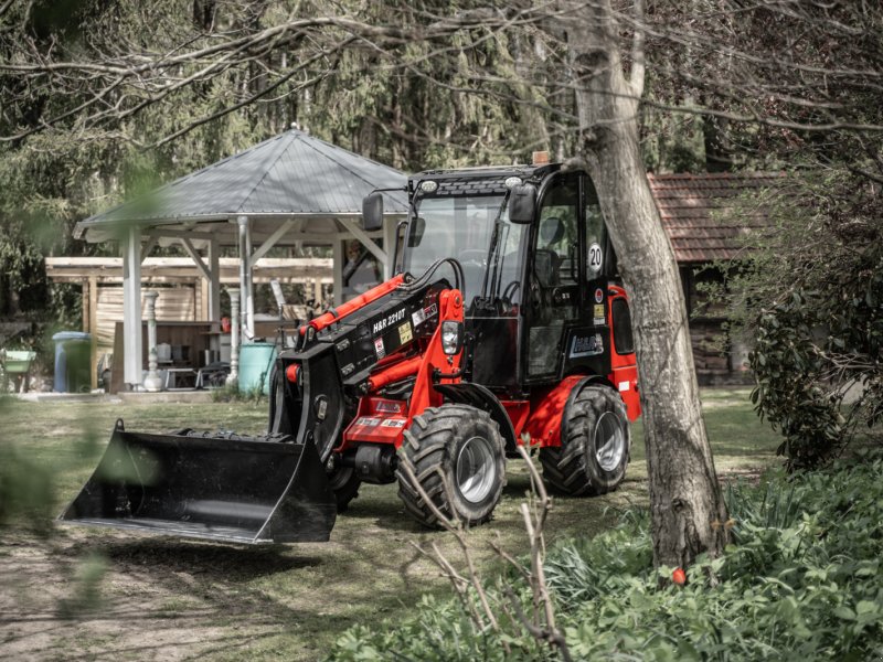 Teleskoplader типа H&R 2210T Teleskoplader, Neumaschine в Falkenberg