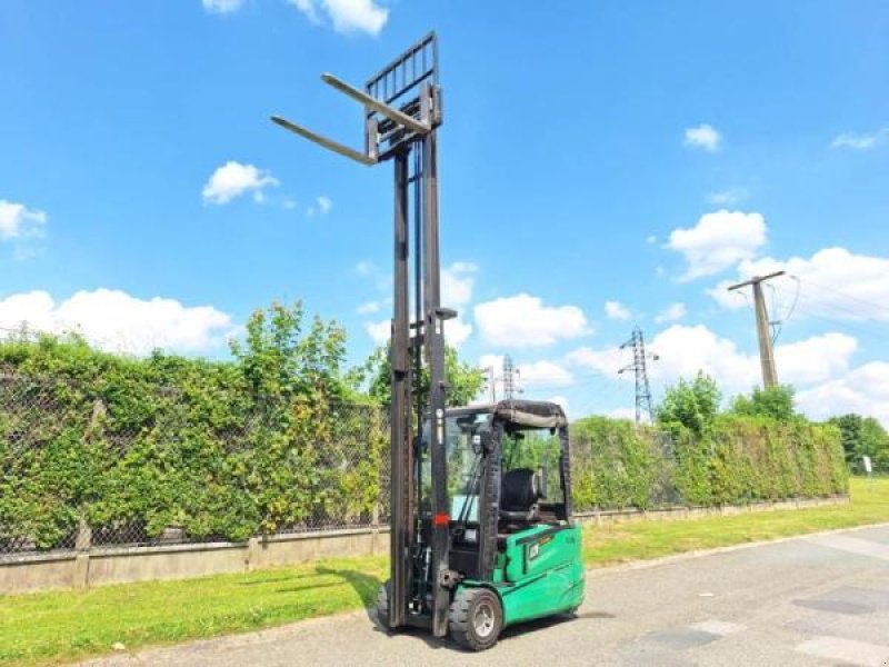 Teleskoplader tip Hangcha A3W20, Gebrauchtmaschine in senlis (Poză 8)