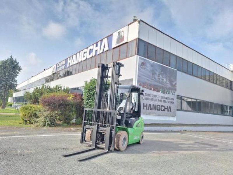 Teleskoplader van het type Hangcha XC30i, Gebrauchtmaschine in senlis (Foto 1)