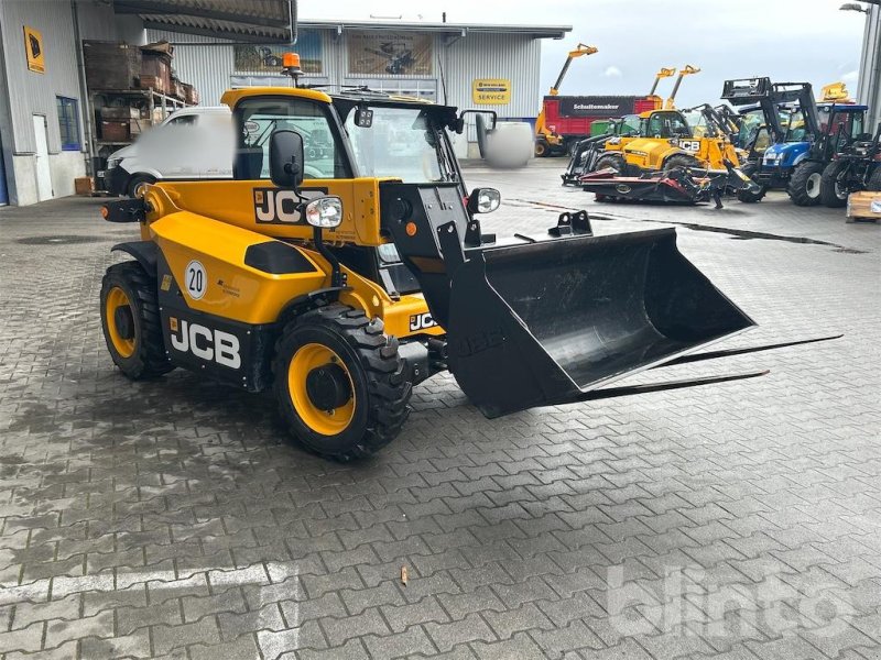 Teleskoplader van het type JCB 514-40 Agri, Gebrauchtmaschine in Düsseldorf (Foto 1)