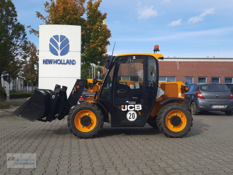 Teleskoplader of the type JCB 514-40 Agri, Vorführmaschine in Altenberge