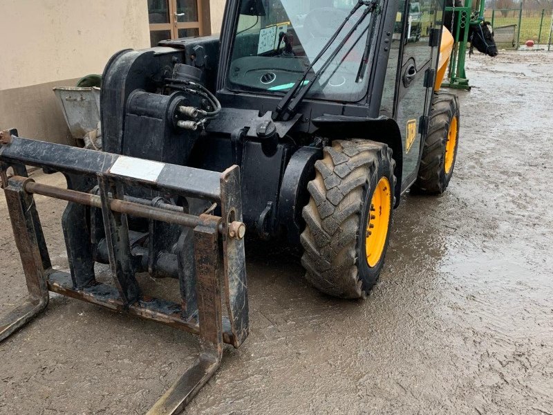 Teleskoplader of the type JCB 515-40, Gebrauchtmaschine in Mrągowo