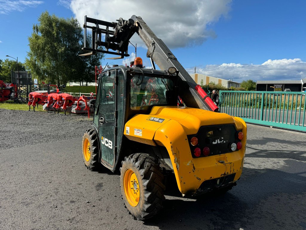 Teleskoplader des Typs JCB 516 40 COMPACT (  DESTOCKAGE ), Gebrauchtmaschine in MAURIAC (Bild 3)