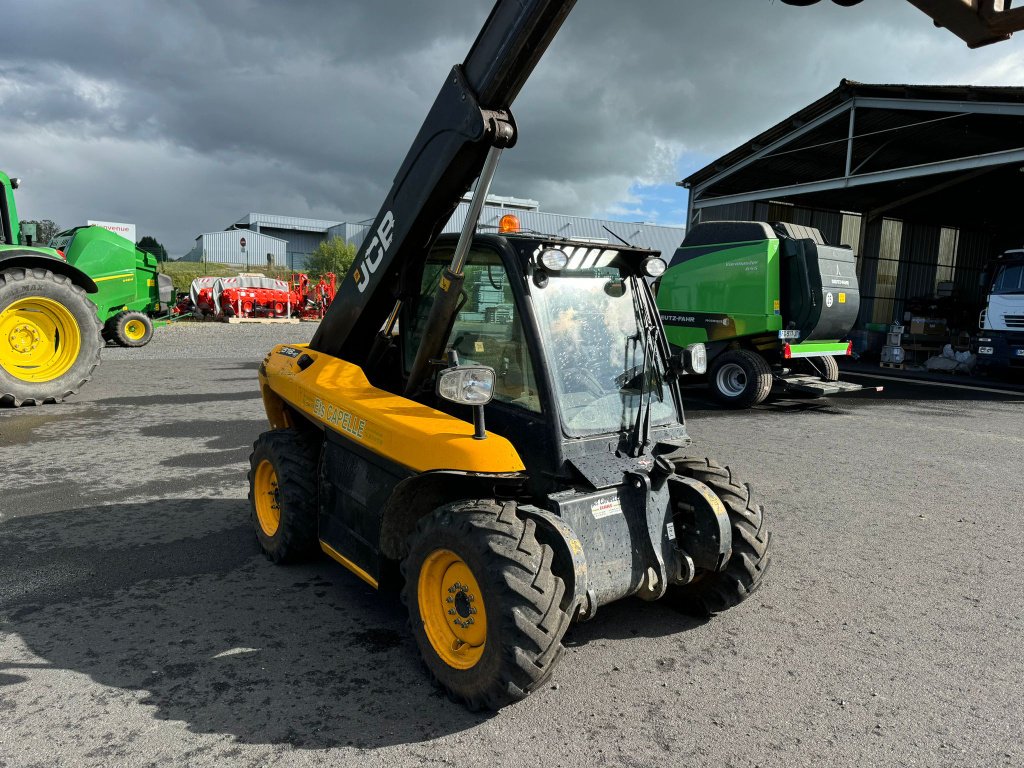 Teleskoplader van het type JCB 516 40 COMPACT (  DESTOCKAGE ), Gebrauchtmaschine in MAURIAC (Foto 5)