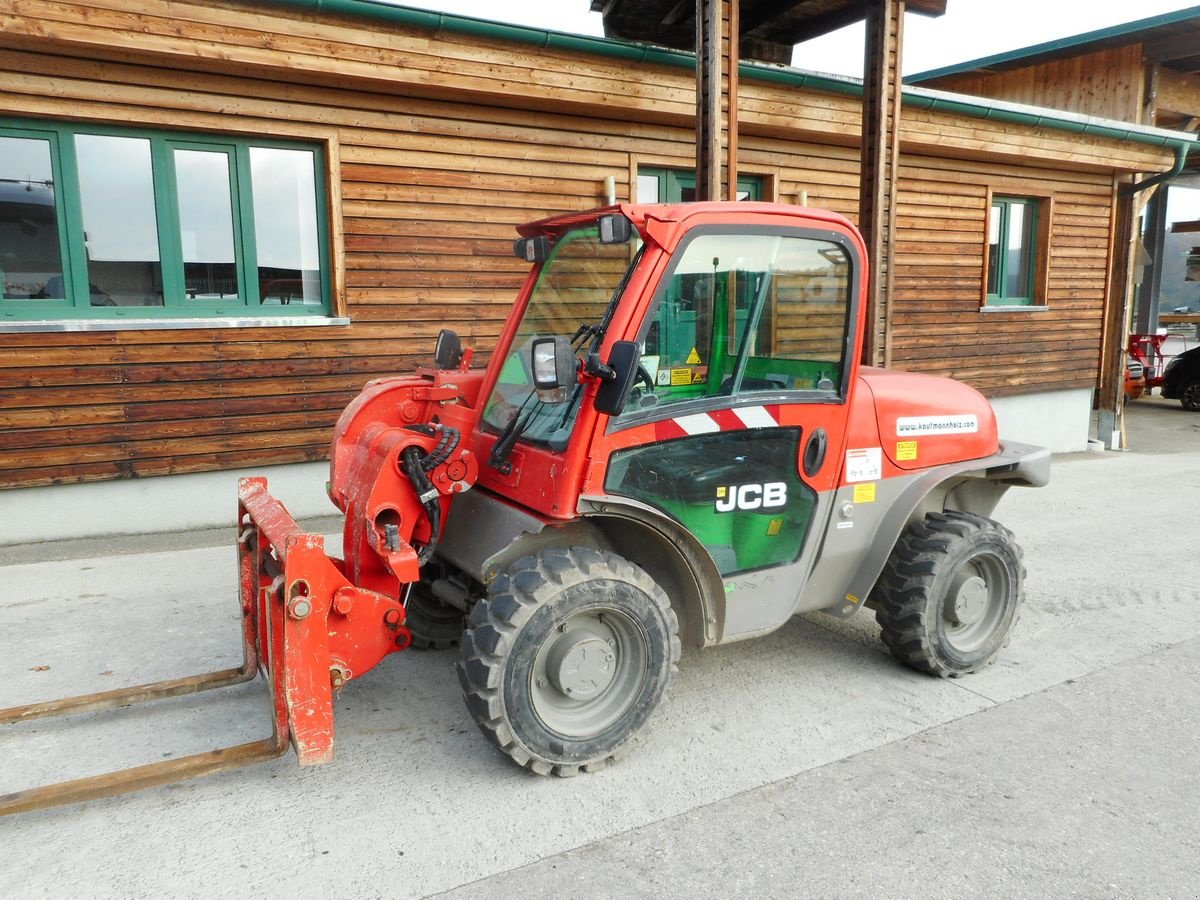 Teleskoplader typu JCB 520-40 ( 4m 2t ) nur 2 Meter Bauhöhe u. 1,6 Brei, Gebrauchtmaschine v St. Nikolai ob Draßling (Obrázek 1)