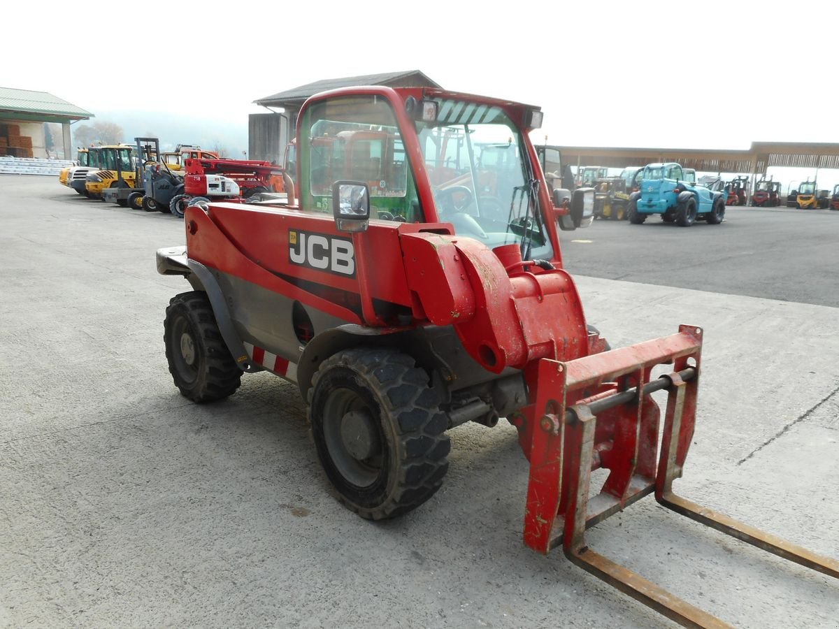 Teleskoplader typu JCB 520-40 ( 4m 2t ) nur 2 Meter Bauhöhe u. 1,6 Brei, Gebrauchtmaschine w St. Nikolai ob Draßling (Zdjęcie 5)