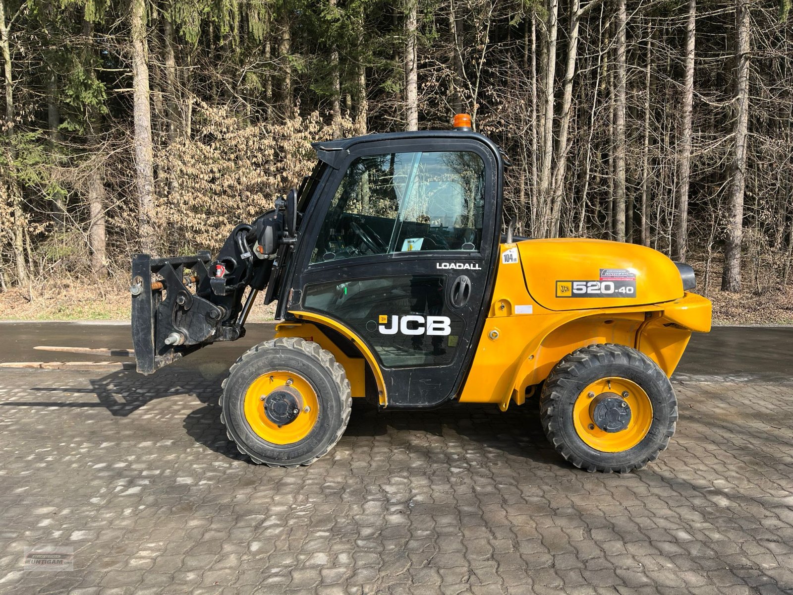 Teleskoplader van het type JCB 520-40, Gebrauchtmaschine in Deutsch - Goritz (Foto 1)