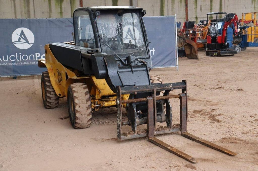 Teleskoplader Türe ait JCB 520-40, Gebrauchtmaschine içinde Antwerpen (resim 8)