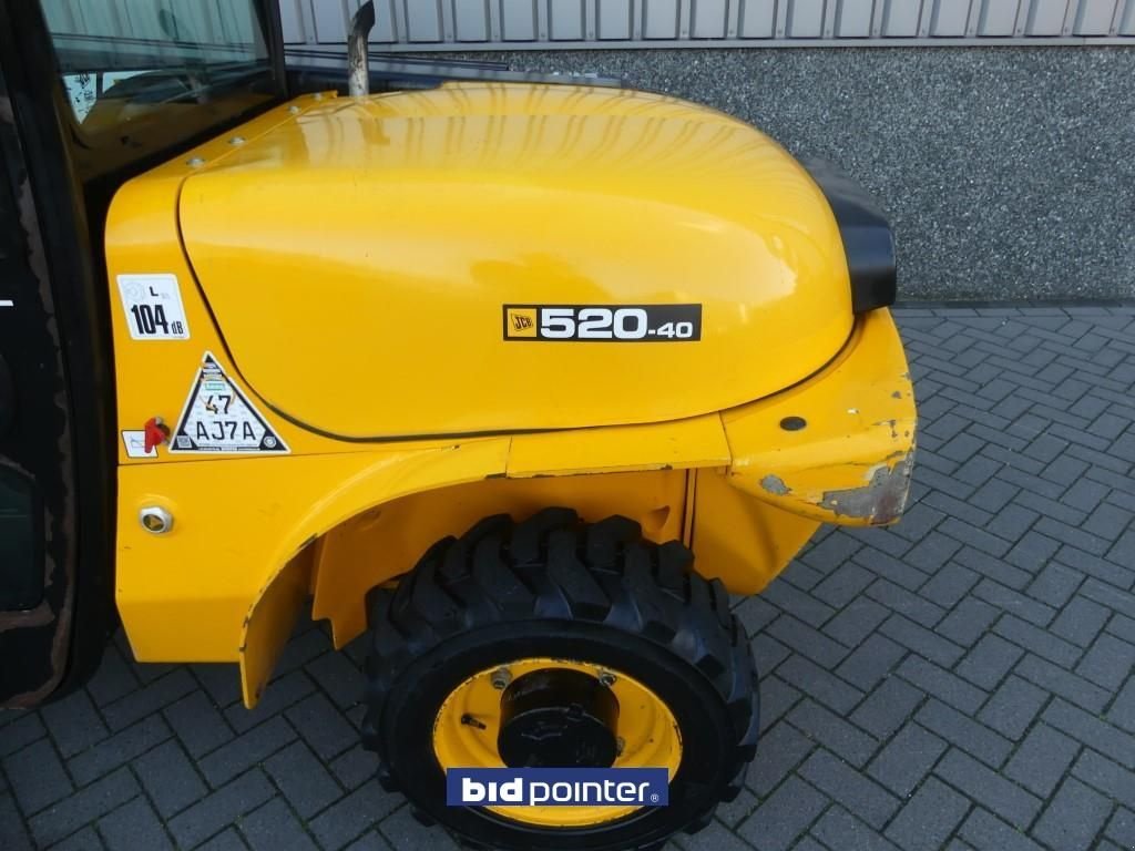 Teleskoplader типа JCB 520.40, Gebrauchtmaschine в Deurne (Фотография 6)