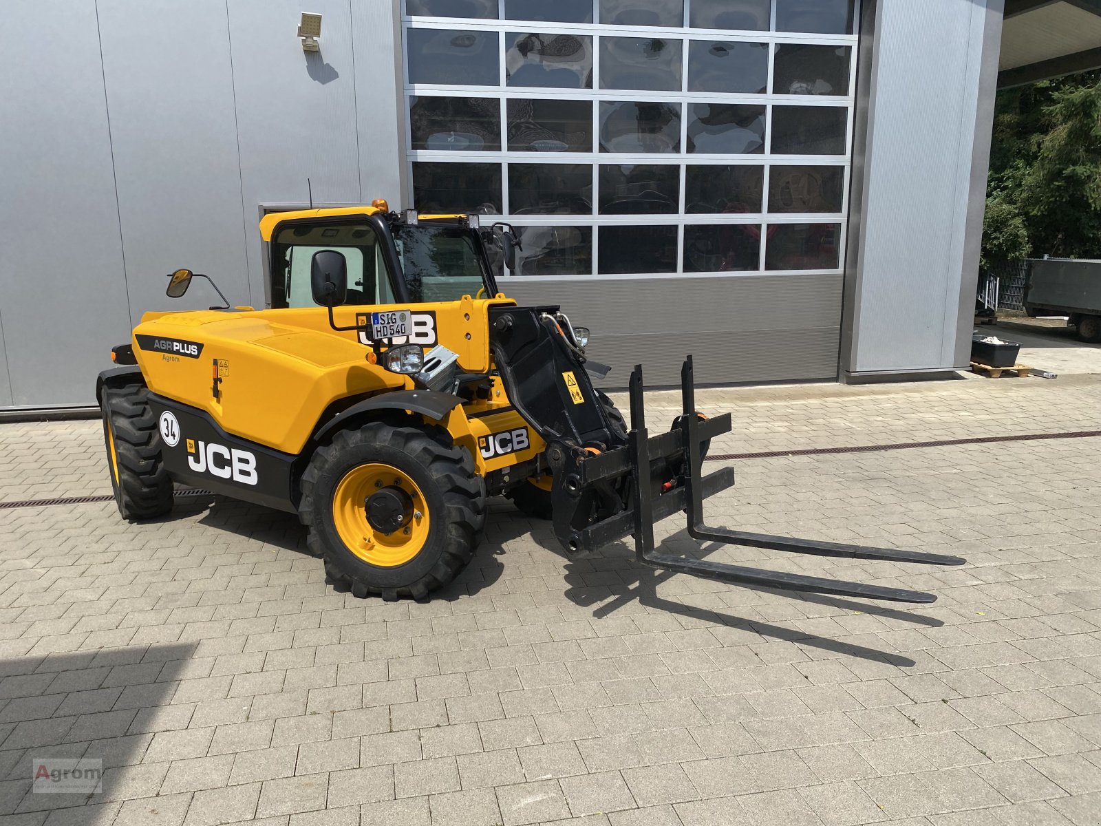 Teleskoplader typu JCB 525-60 Agri Plus, Gebrauchtmaschine w Riedhausen (Zdjęcie 14)