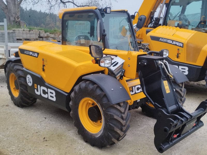 Teleskoplader van het type JCB 525-60 Agri Plus, Neumaschine in Niedertaufkirchen (Foto 1)