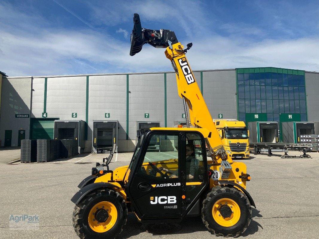 Teleskoplader van het type JCB 525-60 AgriPlus, Neumaschine in Kirchdorf (Foto 2)