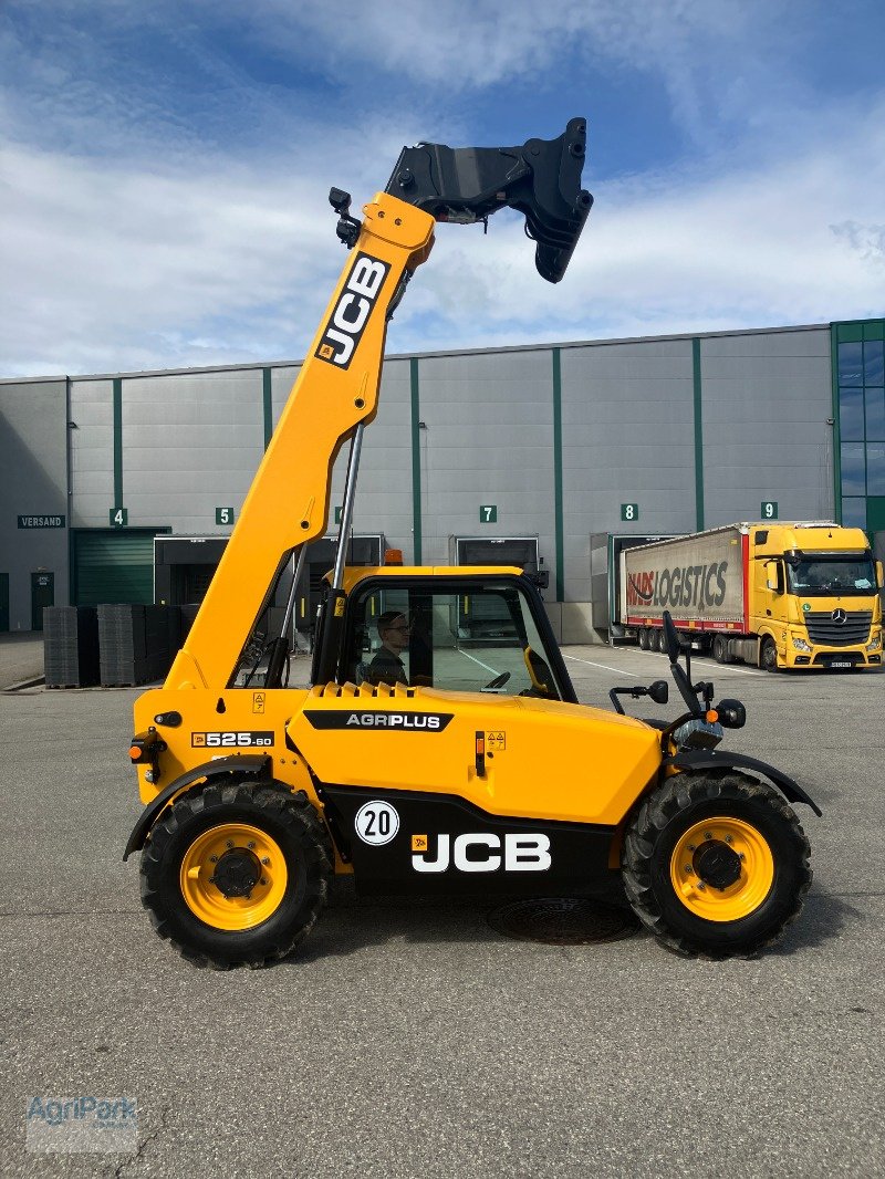 Teleskoplader van het type JCB 525-60 AgriPlus, Neumaschine in Kirchdorf (Foto 8)