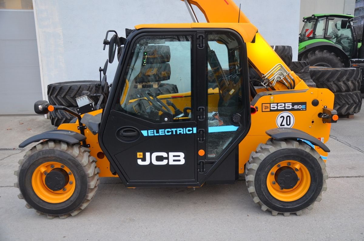 Teleskoplader Türe ait JCB 525-60 E-TECH, Neumaschine içinde Wien (resim 3)