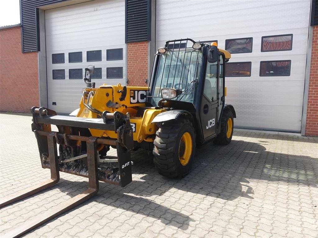 Teleskoplader typu JCB 525-60 HI-VIZ MED AIRCONDITION, Gebrauchtmaschine v Skive (Obrázok 2)