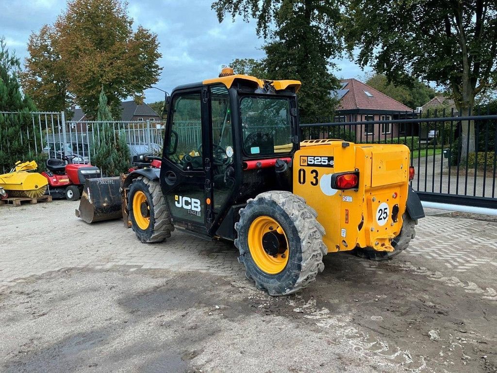 Teleskoplader от тип JCB 525-60T5, Gebrauchtmaschine в Antwerpen (Снимка 3)