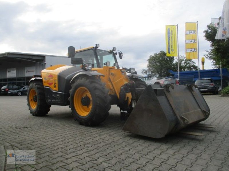 Teleskoplader des Typs JCB 527-58 DS niedrige Bauhöhe 2,15m, Gebrauchtmaschine in Altenberge (Bild 3)