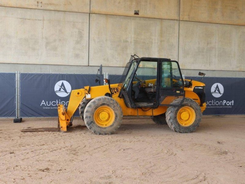 Teleskoplader typu JCB 528, Gebrauchtmaschine w Antwerpen (Zdjęcie 1)