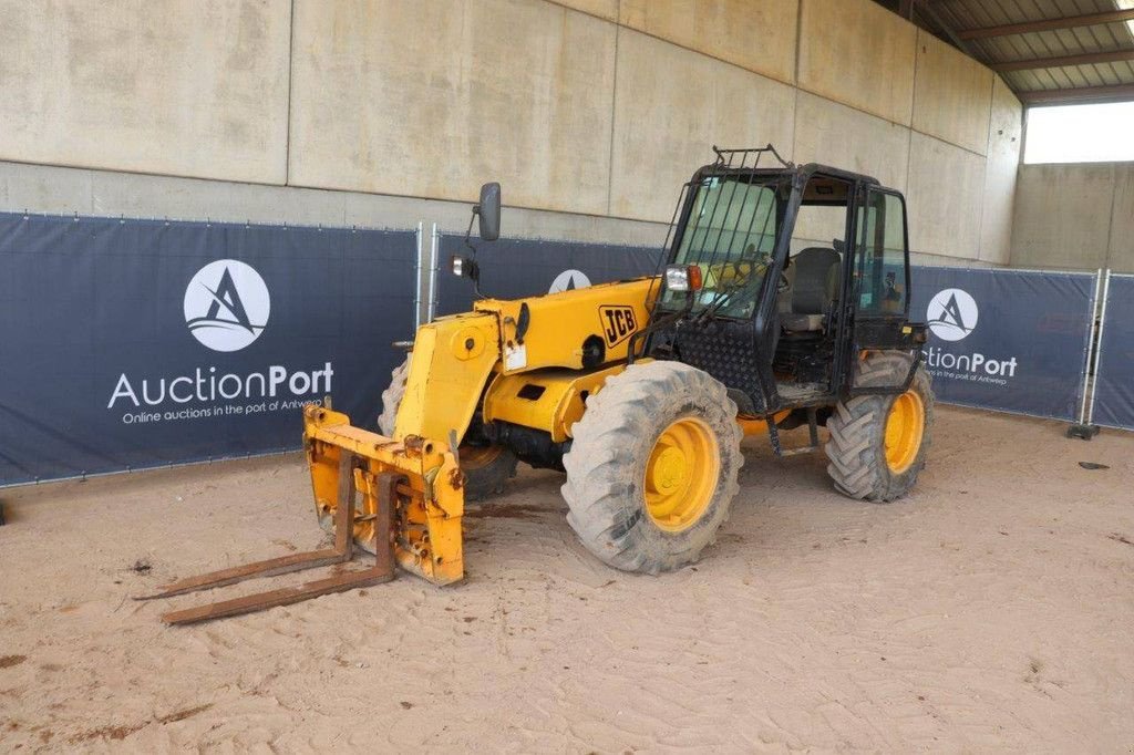 Teleskoplader du type JCB 528, Gebrauchtmaschine en Antwerpen (Photo 9)