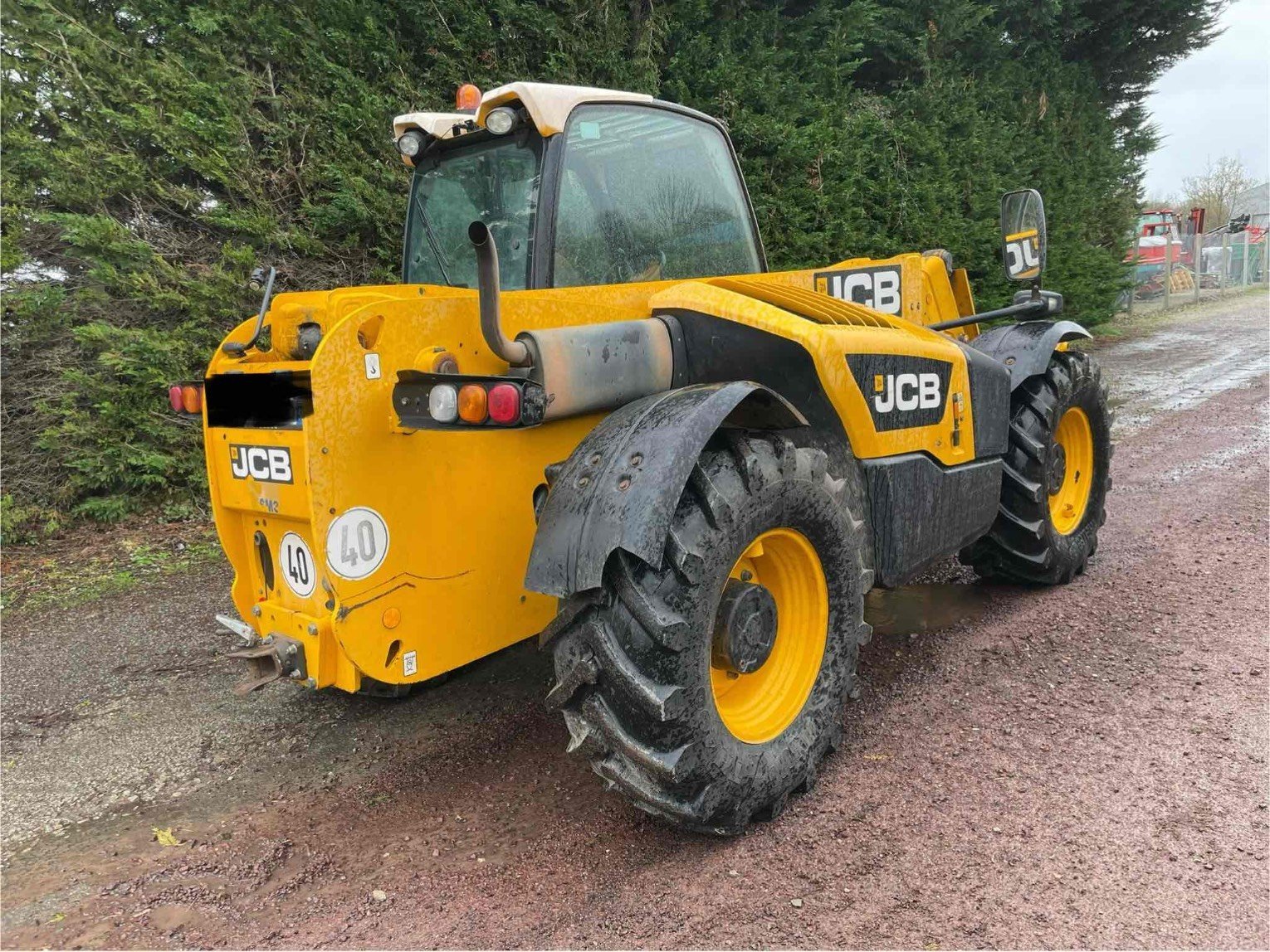 Teleskoplader от тип JCB 531.70, Gebrauchtmaschine в SAINT CLAIR SUR ELLE (Снимка 7)