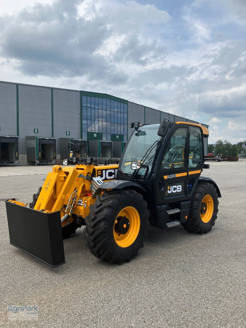 Teleskoplader typu JCB 532-60 AGRI TL4, Neumaschine w Kirchdorf (Zdjęcie 2)